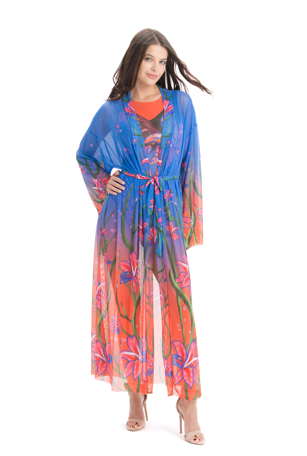 Our luxurious Lily print beach robe offers not only timeless style but also SPF35 protection to keep you safe under the sun. This elegant and sustainable piece is perfect for elevating your beach attire. Additionally, explore our innovative swimwear collection designed for both fashion and function.